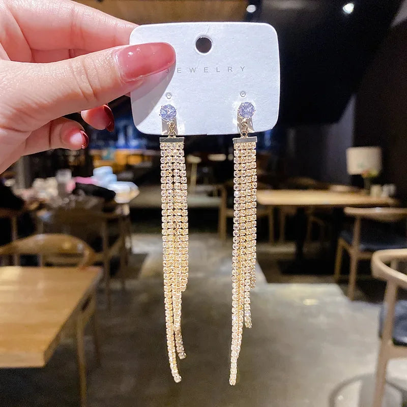 Elegantes brincos vintage em forma de gota de água com imitação de pérola, estilo irregular, para mulher. joias encantadoras e modernas, perfeitas para casamentos e aniversários.