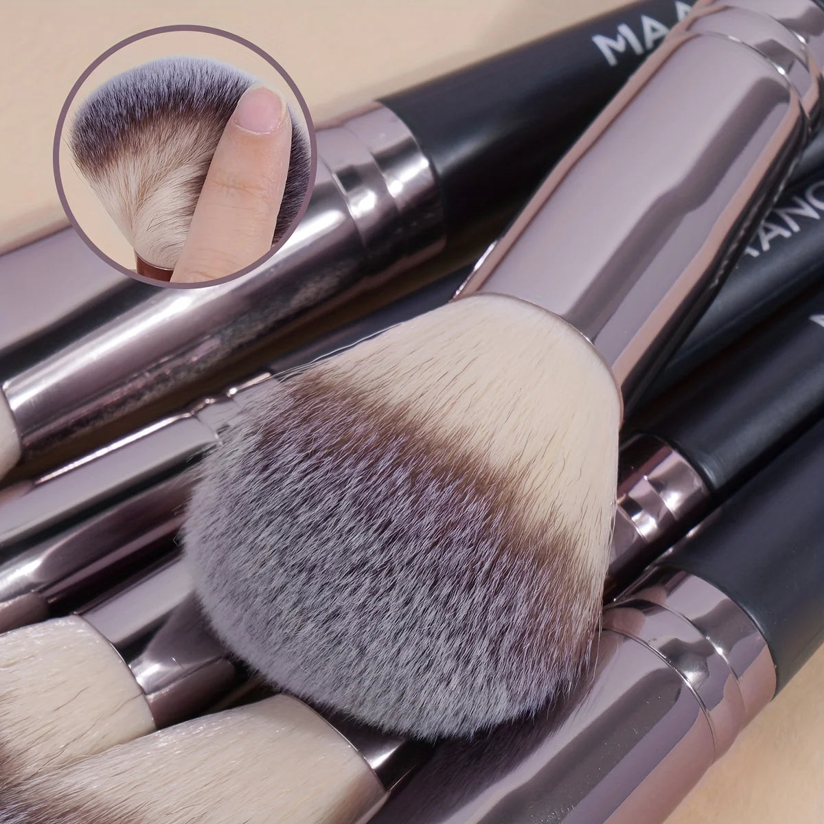Kit Profissional 30 Pincéis Maange com Estojo | Base Sombras Blush