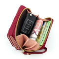 Carteira Tri-Fold PU Bordado Love Coreano | Multi-Bolsos Minimalista 2024